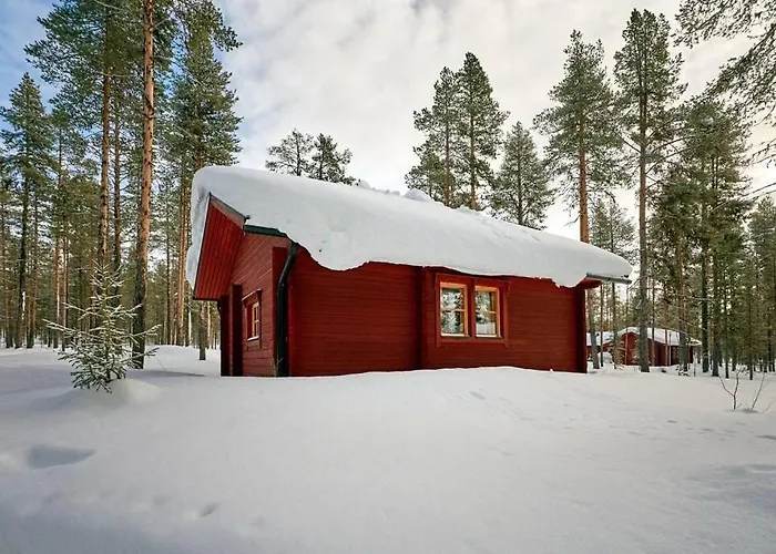 Moekki Jerisjaerven Rannalla